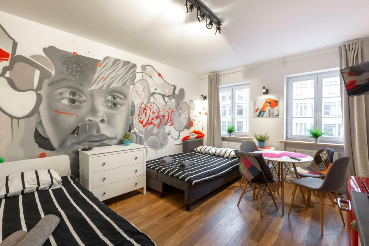 브로츠와프 Lipstick House Rynek 아파트 외부 사진